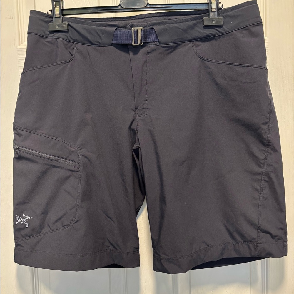 Arc'teryx Lefroy Black Shorts 38